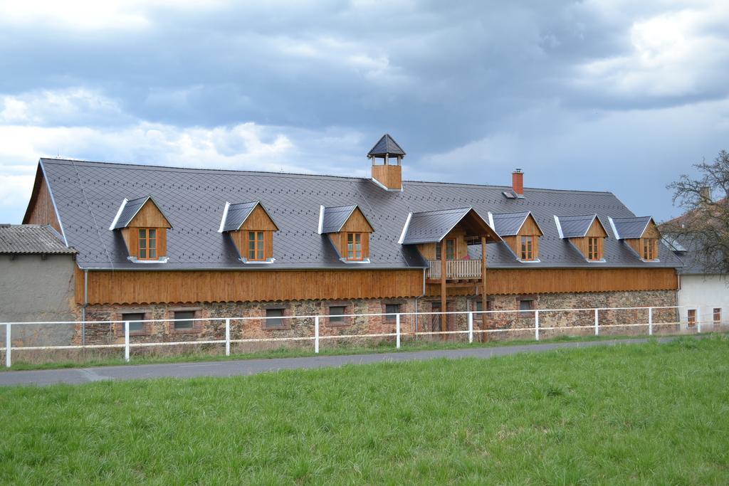 Kokasice Penzion Dvur Krasikov מראה חיצוני תמונה